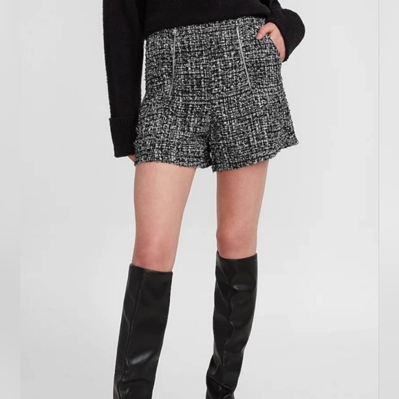 Express tweed shorts - Picture 2 of 3